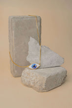 Load image into Gallery viewer, Blinder