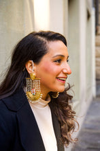 Load image into Gallery viewer, Rashk-e-Qamar