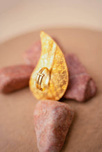 Load image into Gallery viewer, Gul