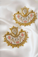 Load image into Gallery viewer, Gulestan