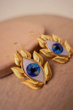 Load image into Gallery viewer, Illusion