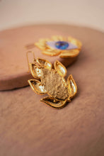 Load image into Gallery viewer, Illusion