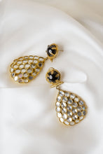 Load image into Gallery viewer, Kundun two faced