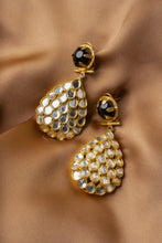 Load image into Gallery viewer, Kundun two faced