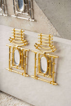 Load image into Gallery viewer, Labryinth