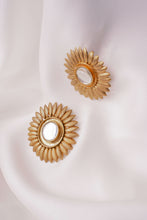 Load image into Gallery viewer, Minimalist Stylepeasant