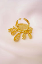 Load image into Gallery viewer, Ocean eyes ring