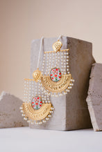 Load image into Gallery viewer, Rashk-e-Qamar