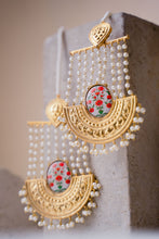 Load image into Gallery viewer, Rashk-e-Qamar