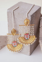 Load image into Gallery viewer, Rashk-e-Qamar