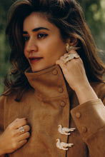 Load image into Gallery viewer, Bulbul Brooch