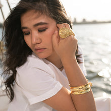 Load image into Gallery viewer, Gul