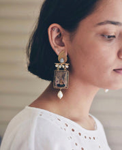 Load image into Gallery viewer, Painted Veil