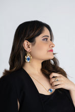 Load image into Gallery viewer, Blinder