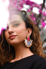 Load image into Gallery viewer, Muse - Women are more than muses