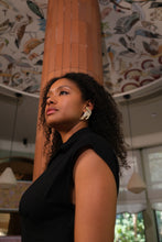 Load image into Gallery viewer, Bulbul Earrings
