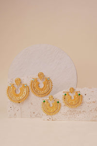 Signature Small Gold