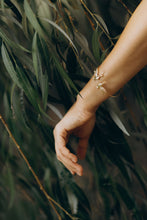 Load image into Gallery viewer, Union Bracelet
