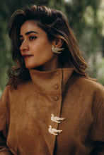Load image into Gallery viewer, Bulbul Brooch
